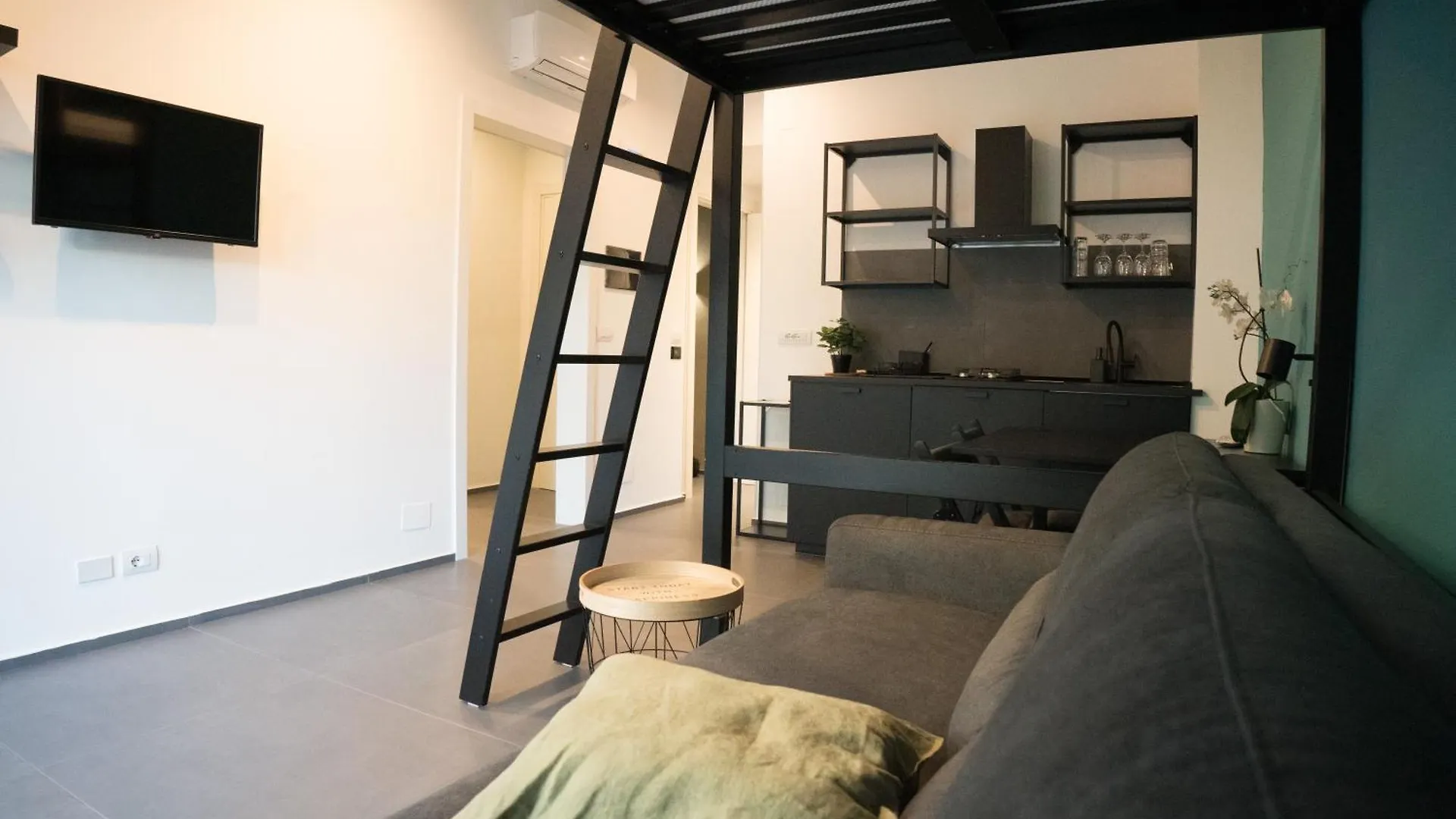 Okto Apartments Milazzo Italy